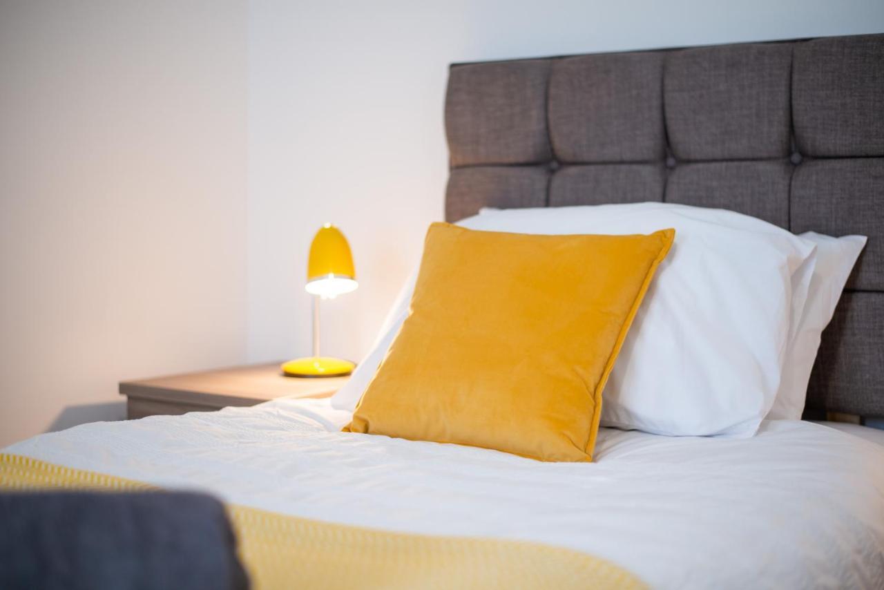Large Green Garden, 4 Bedrooms, Sleeps 8 Swansea Eksteriør billede